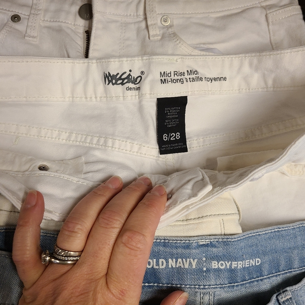 Lot of size 6 shorts Target/Old Navy